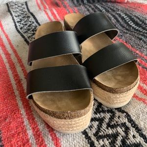 *GREAT CONDITION* Black Platform Espadrilles